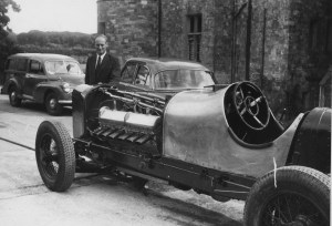 2003-P-1776 - Lord M with car